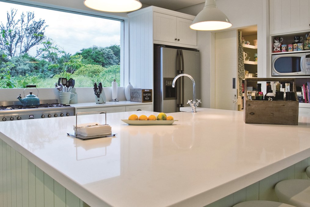 THE CASE OF KITCHEN QUARTZ